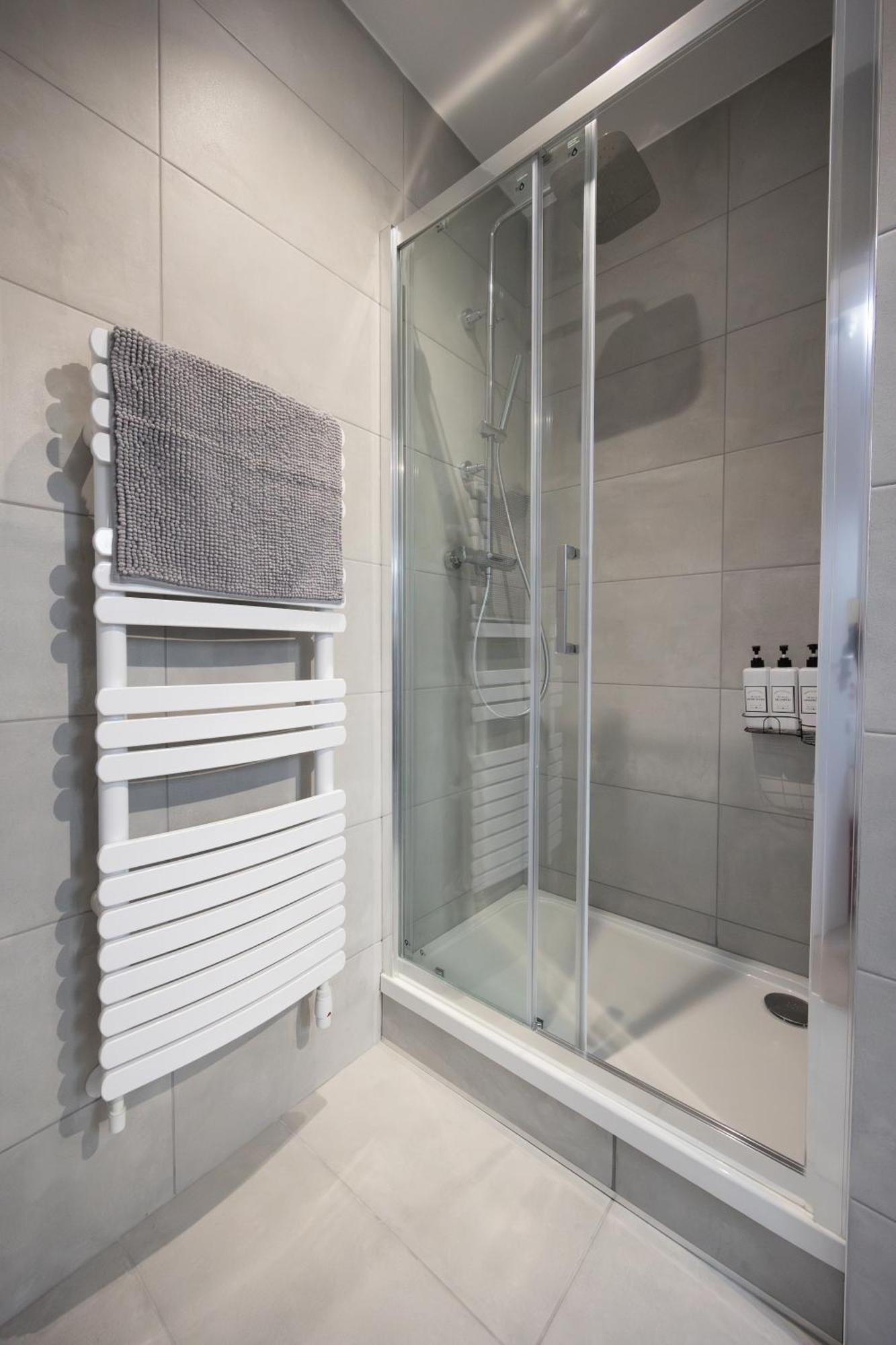 Stunning 3Br, Free Parking, Near Town Center, Long Term Discoun Apartment Reading Exterior foto
